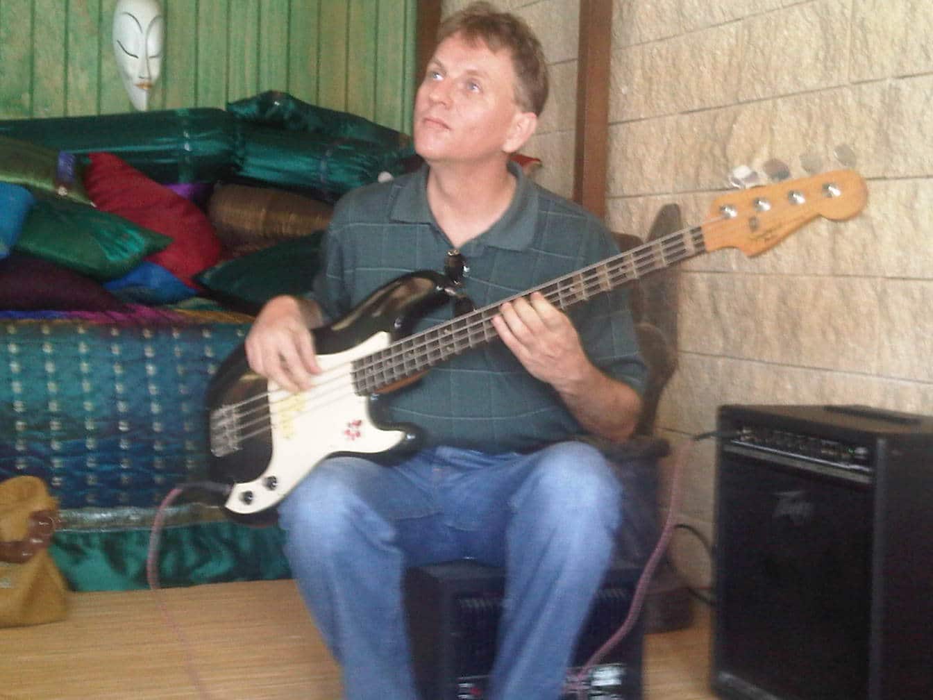 Fred de Jong - Basgitaar